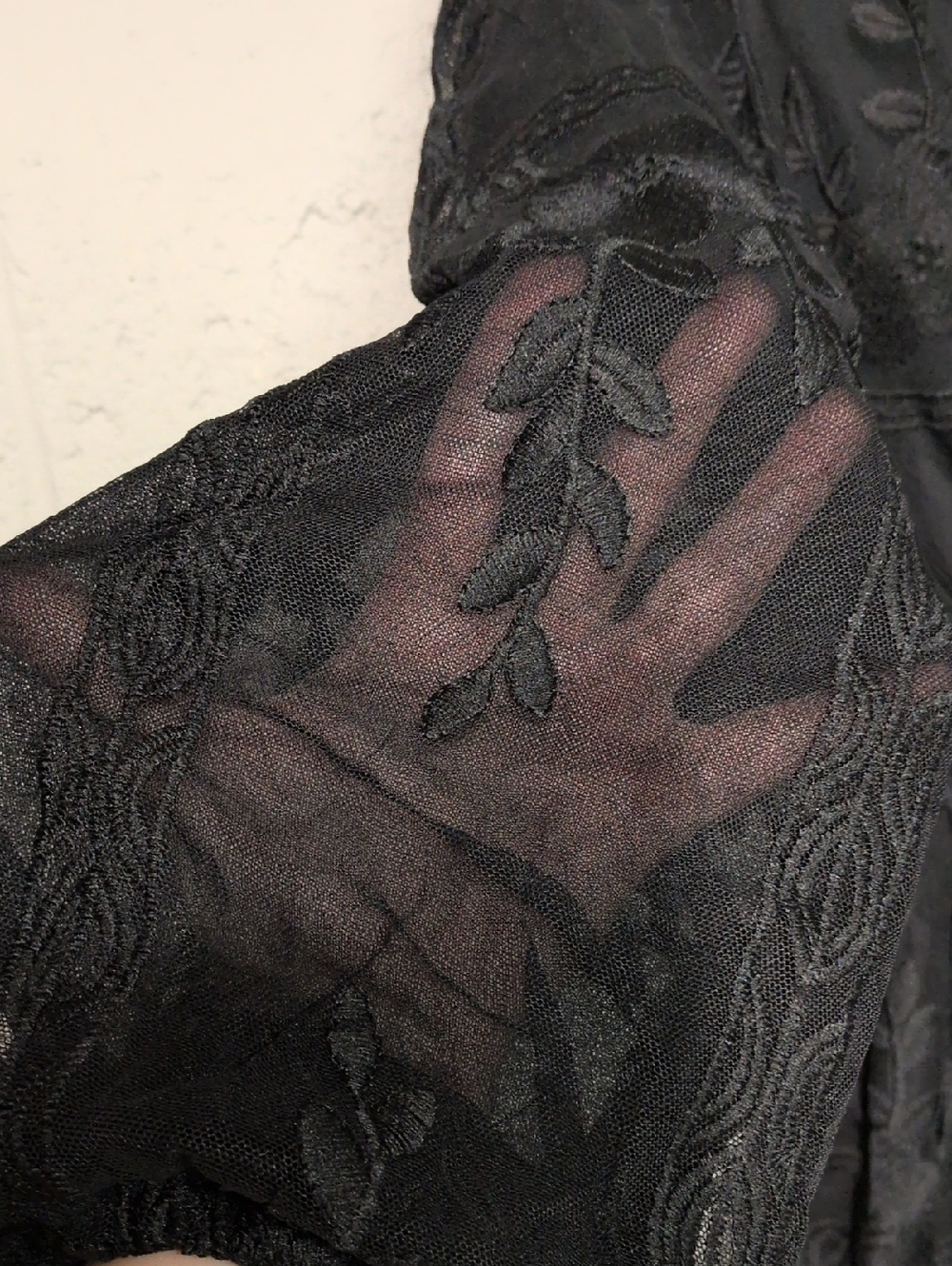 Women's Sheer Black Lace Long Sleeve Boho Maxi Dress Size Large/8 NWOT - Picture 7 of 11